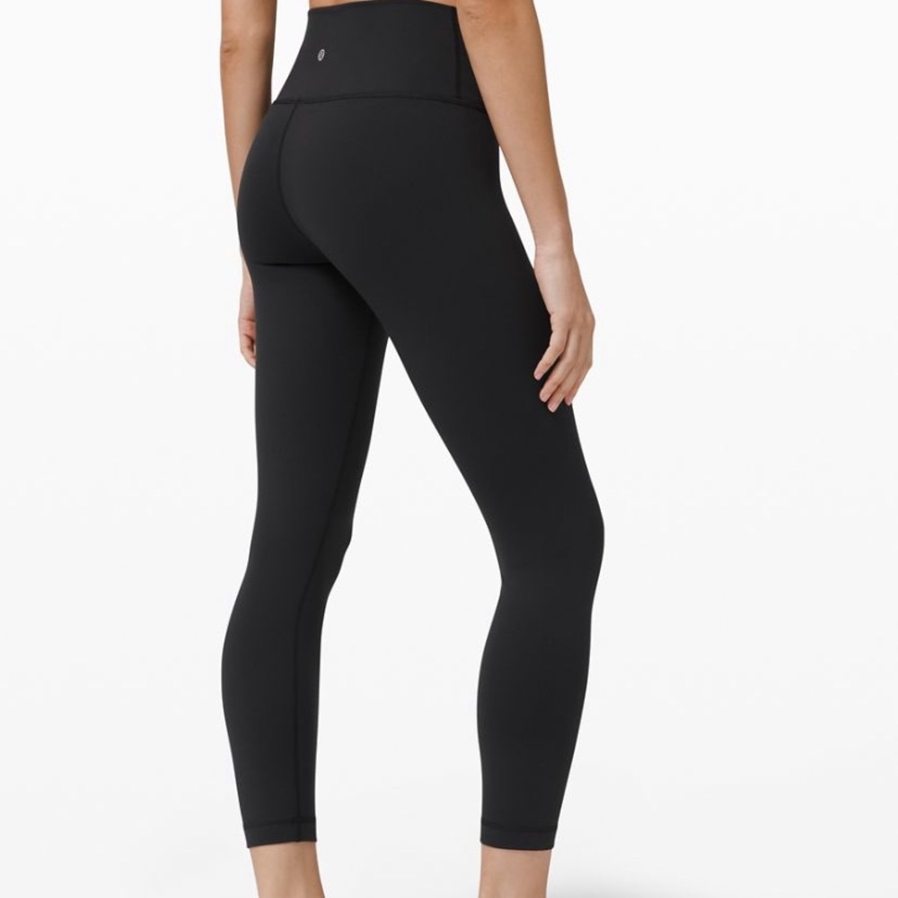 Lululemon Wunder Under size 16